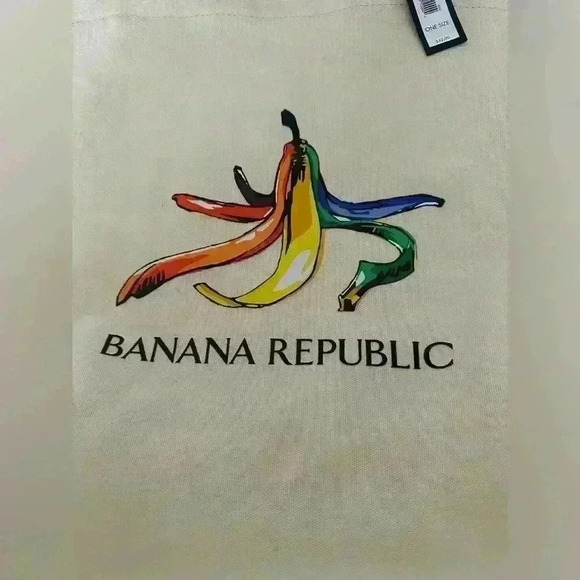 Banana Republic Canvas Tote with Zippered Pouch - Picture 4 of 14